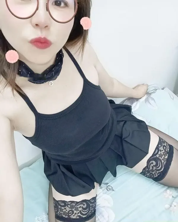 骚人妻蜜桃臀