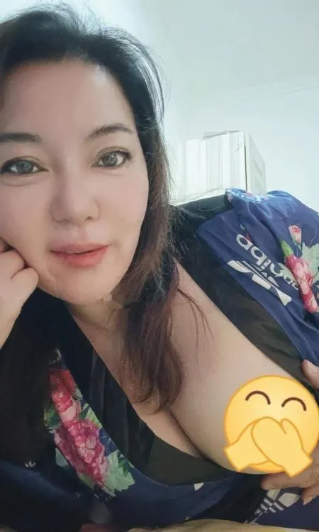 三元桥阿媚