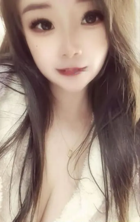 市区大熊小姐姐