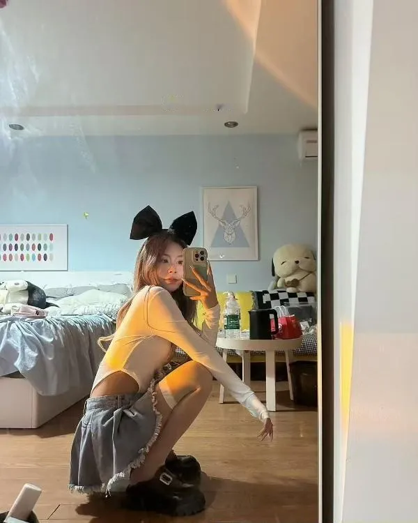 年轻的小姑娘