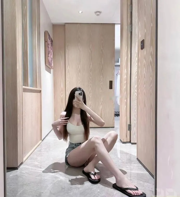 温柔可爱女友遥遥