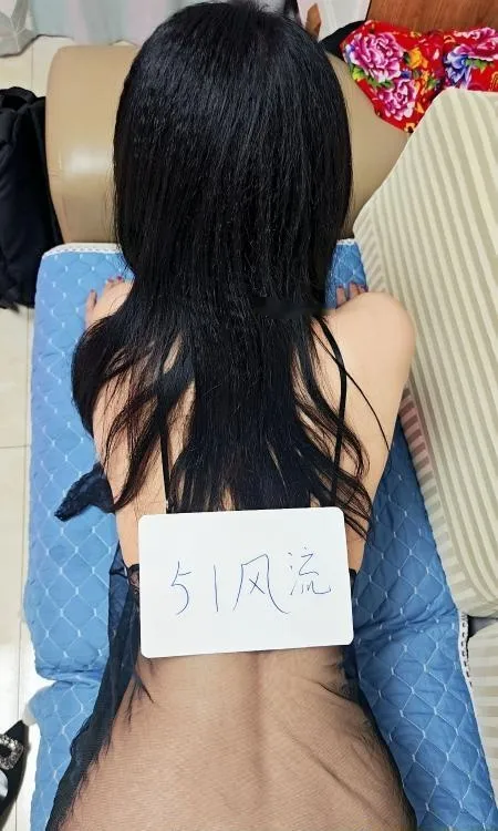 长腿细腰少妇悠悠