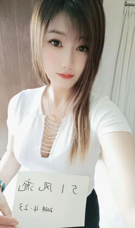沙区性感辣妹雪儿