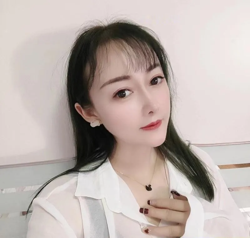 制服风骚青儿