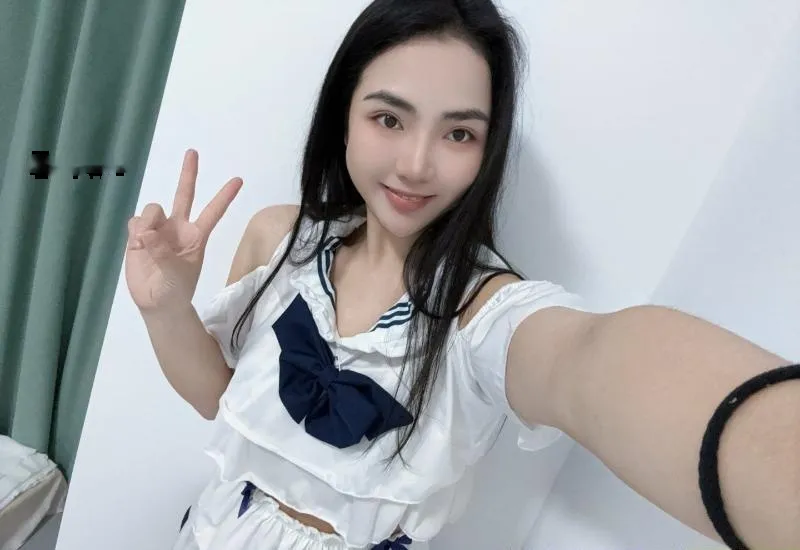 拱墅女友系桃桃子