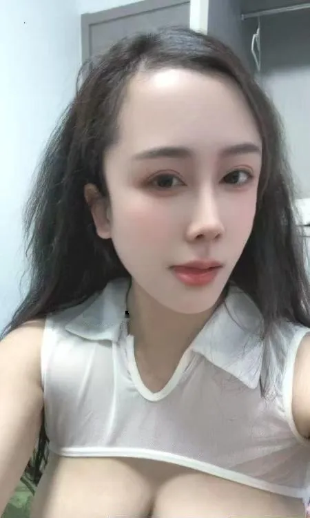 拱墅区大胸彤彤