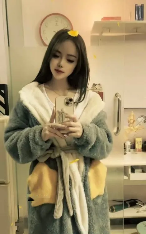 开美甲店兼职姐姐