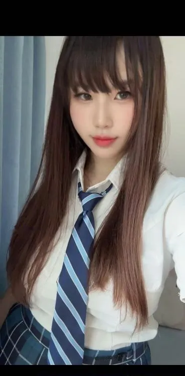 罗湖卡戴珊骚琳