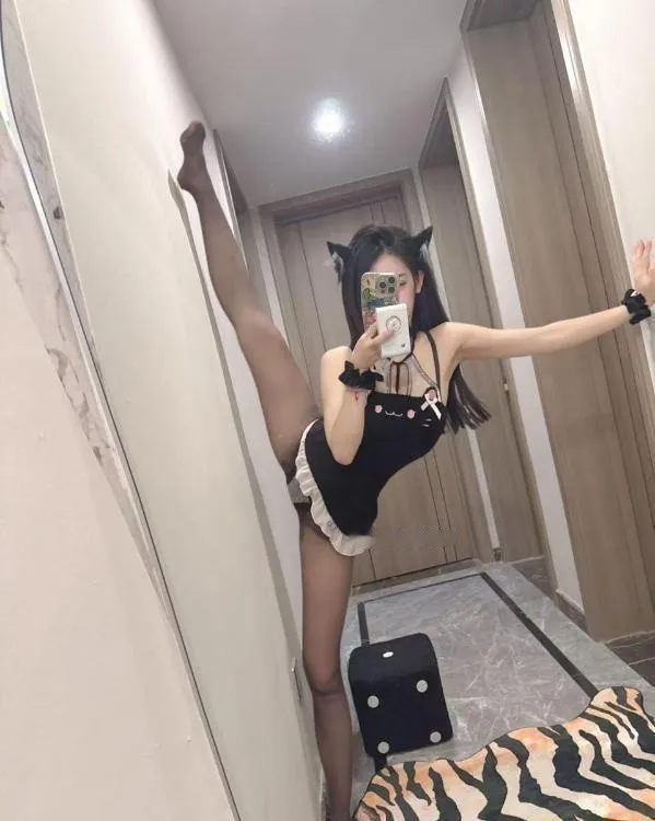 气质兼职嫩妹晓艺