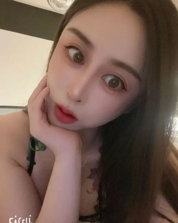 妖媚火辣身材