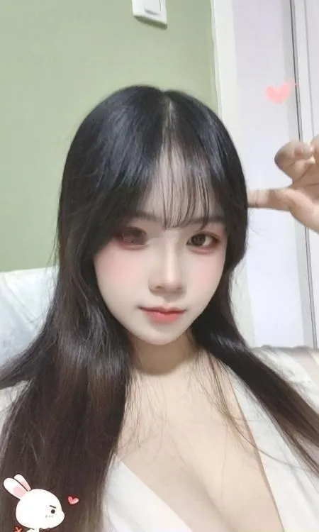 舌吻大波宁宁