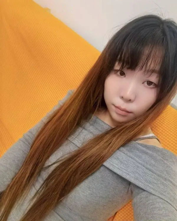 微胖大胸少妇