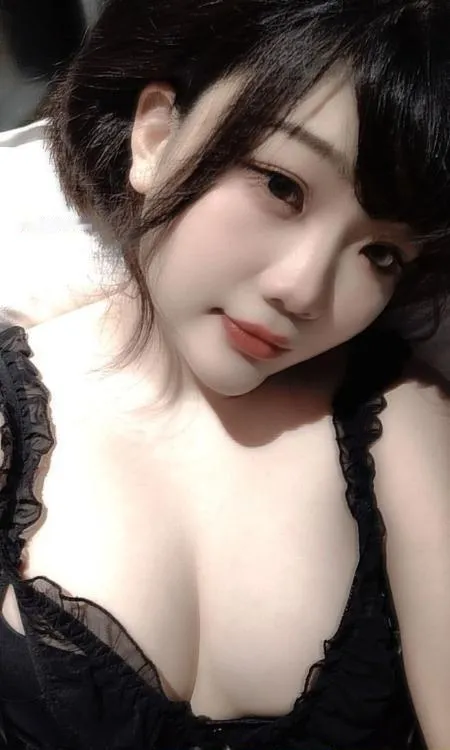 天河大胸玫瑰