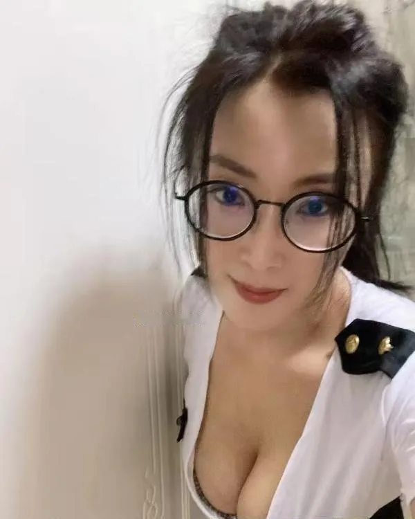 可口爆少妇妖姬