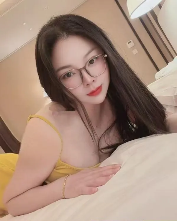 南山性感气质御姐冬冬