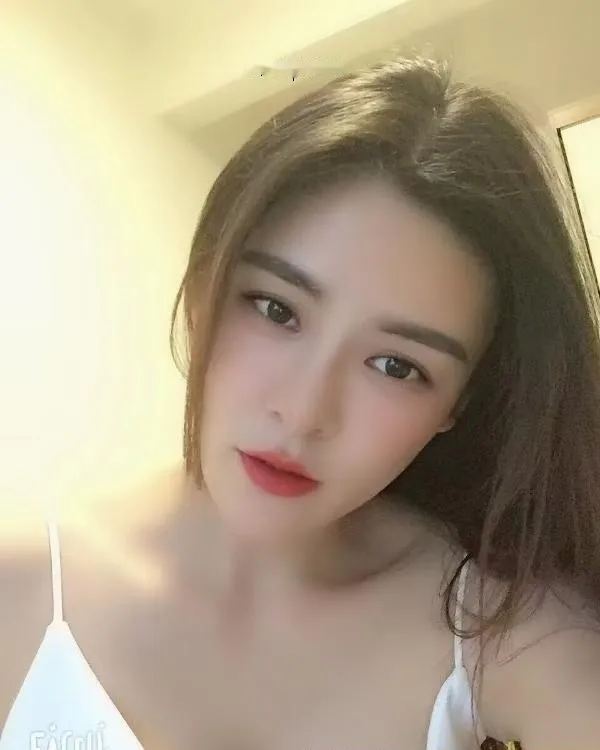 南湖漂亮妹子萱萱