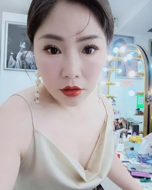 温柔服务中项小姐姐