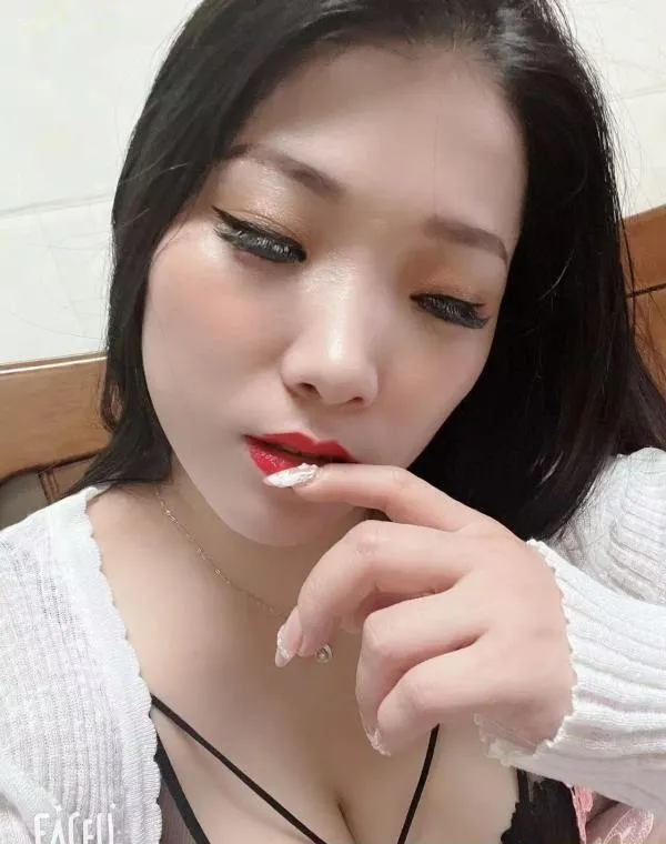 嘉禾舌吻沐沐