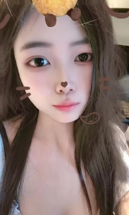 梅花园琳琳