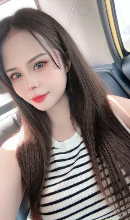新疆气质美女