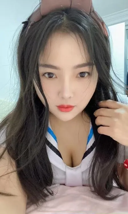 丰满巨臀少妇