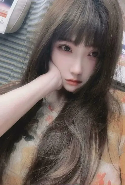服务型美女