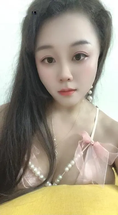 白云风韵骚妇