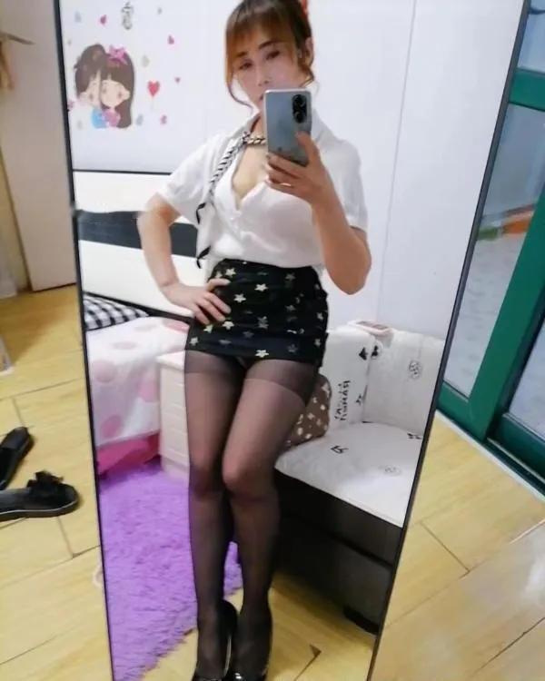 玲珑御姐
