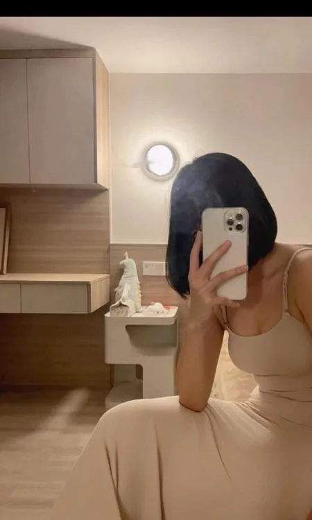 闵行川妹子诗彤