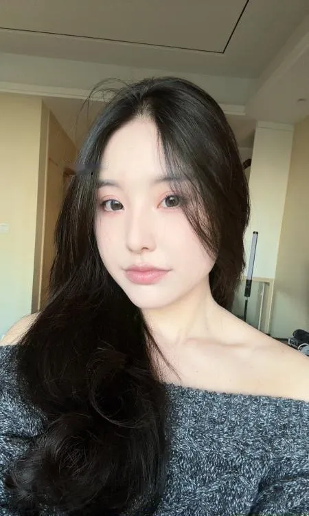 健身腹肌女郎悠悠老师