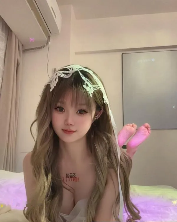 纯欲大眼睛妹妹