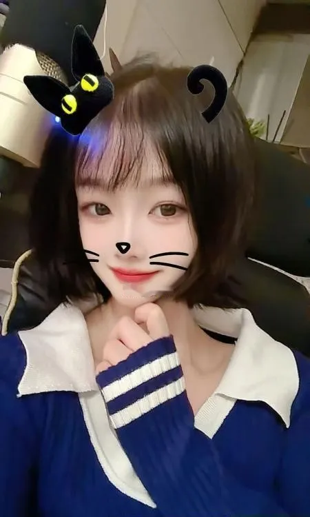 嫩妹小爱