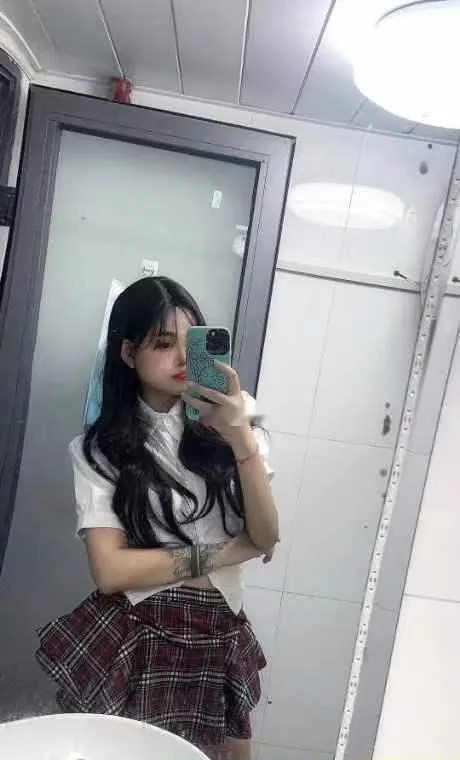 南山长腿如烟妹