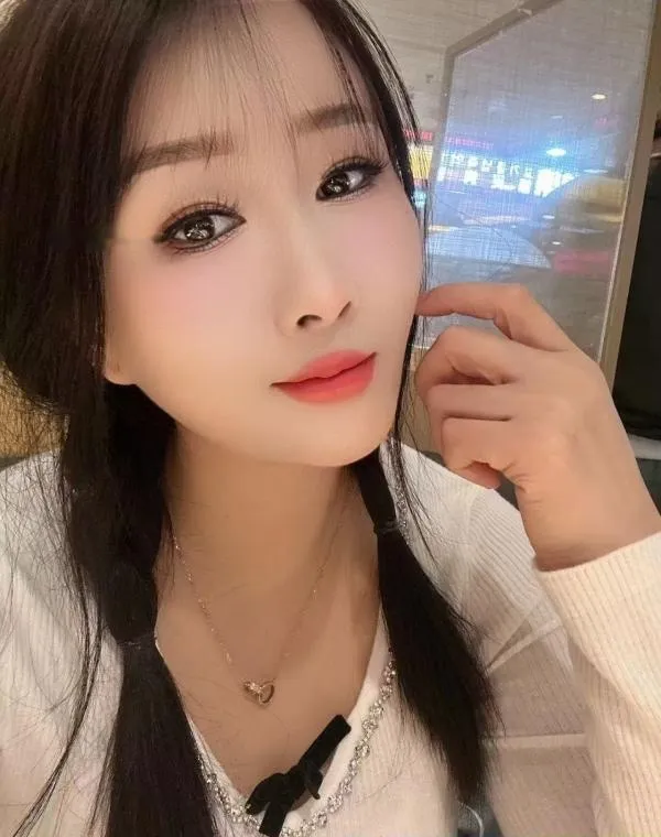 罗湖舌吻琪琪