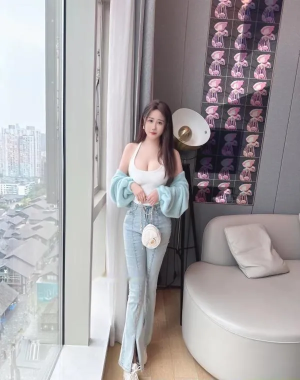 天心全套服务安琦少妇
