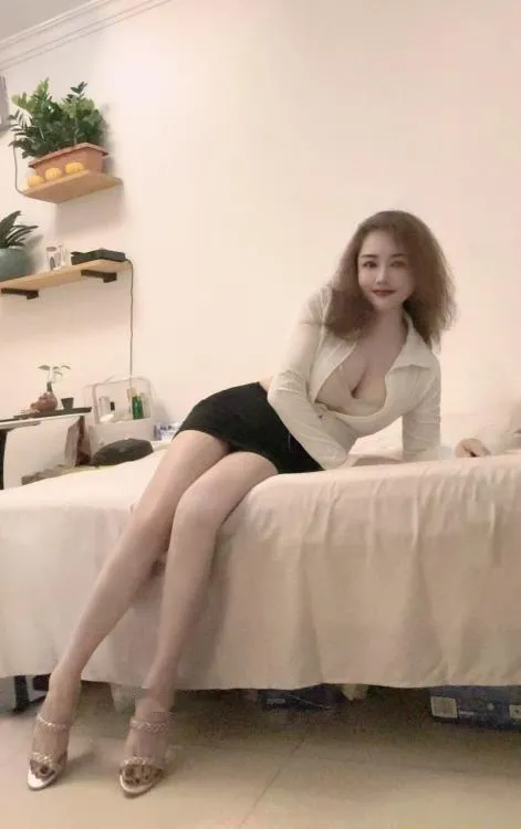 大波浪少妇