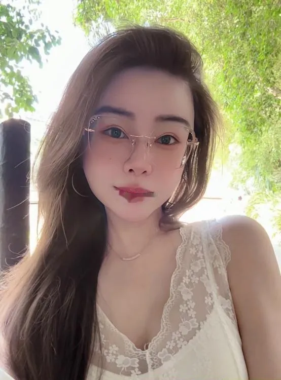 静安白虎瑶瑶