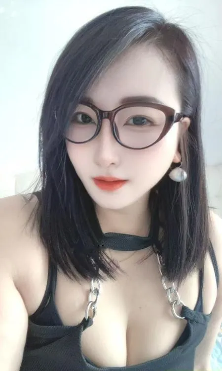瑶海御姐范漫漫