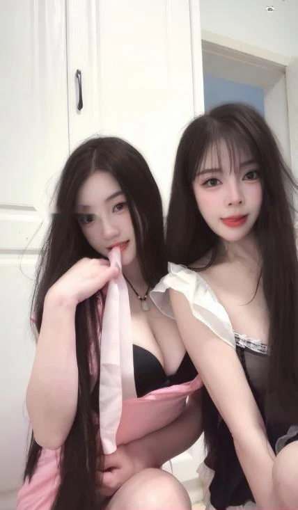 爆操姐妹花
