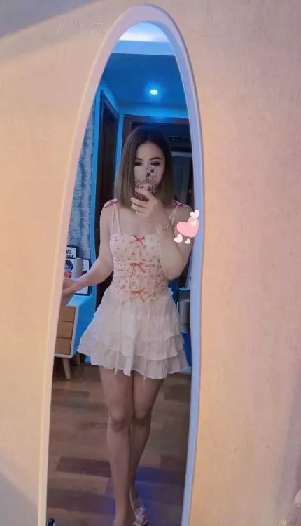 湖塘气质少妇