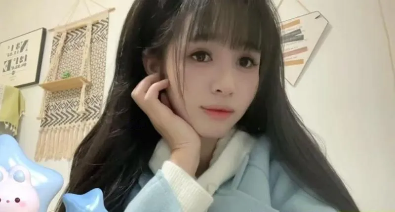 白云清纯妹子叮当