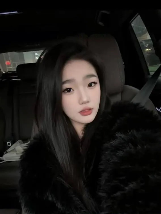 很嫩很嫩的小妹妹