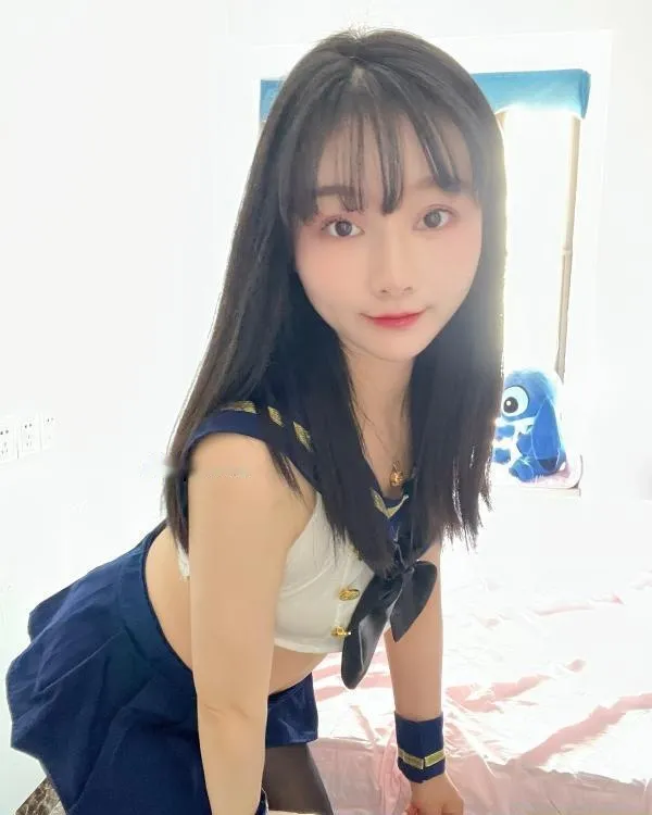 天河颜萝莉朵朵