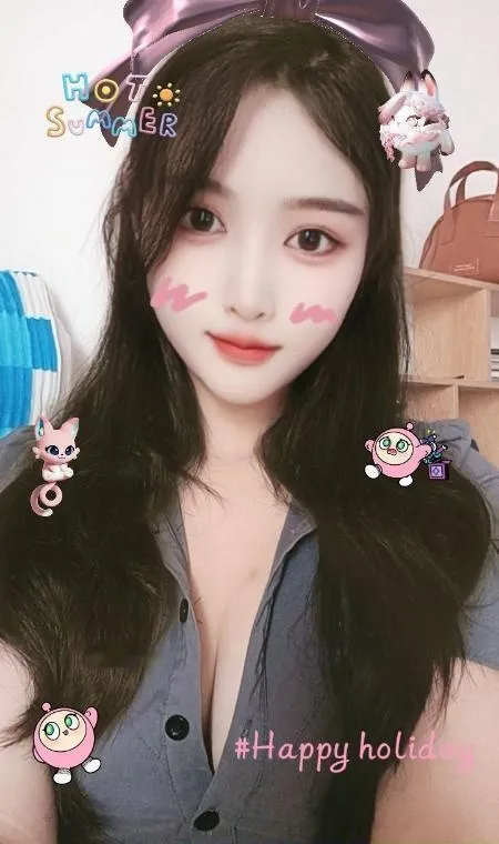 玲姐骚货很听话