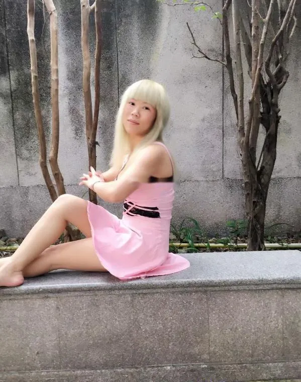 东莞蜜儿可舌吻后入