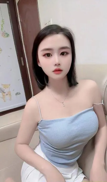 海珠性感身材妹子
