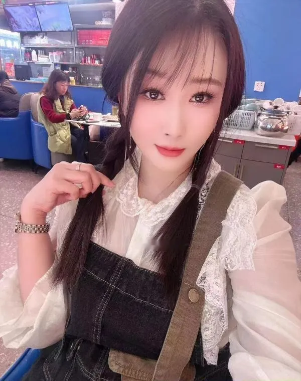 罗湖舌吻琪琪
