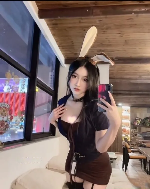 偶遇神似江疏影的妹子