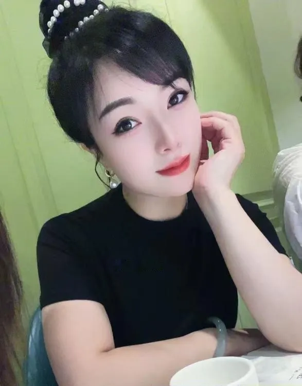 少数民族瑶瑶少妇