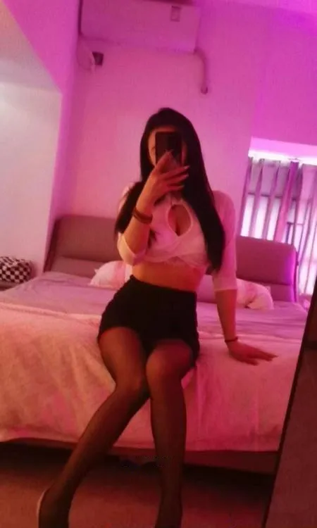 兼职大胸老板娘